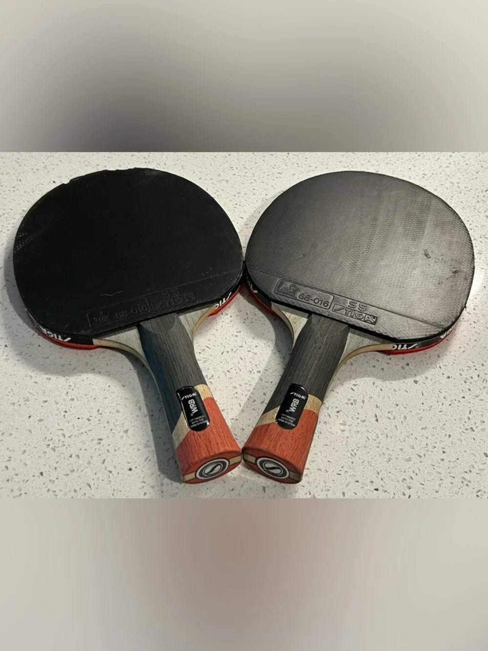 STIGA Pro Carbon Performance-Level Table Tennis Rackets (2) - Picture 2 of 4